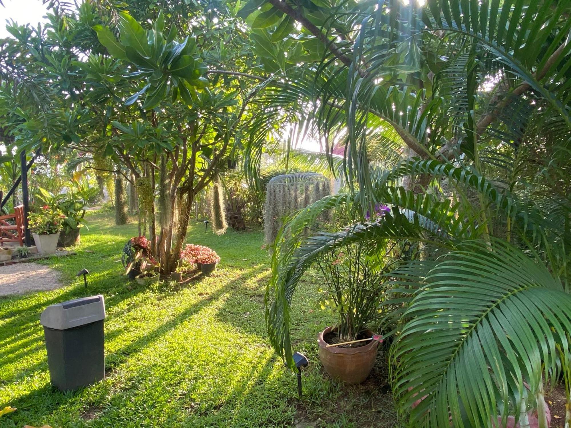 Phangan Hometown Resort - Adults Only Baan Tai Exterior photo