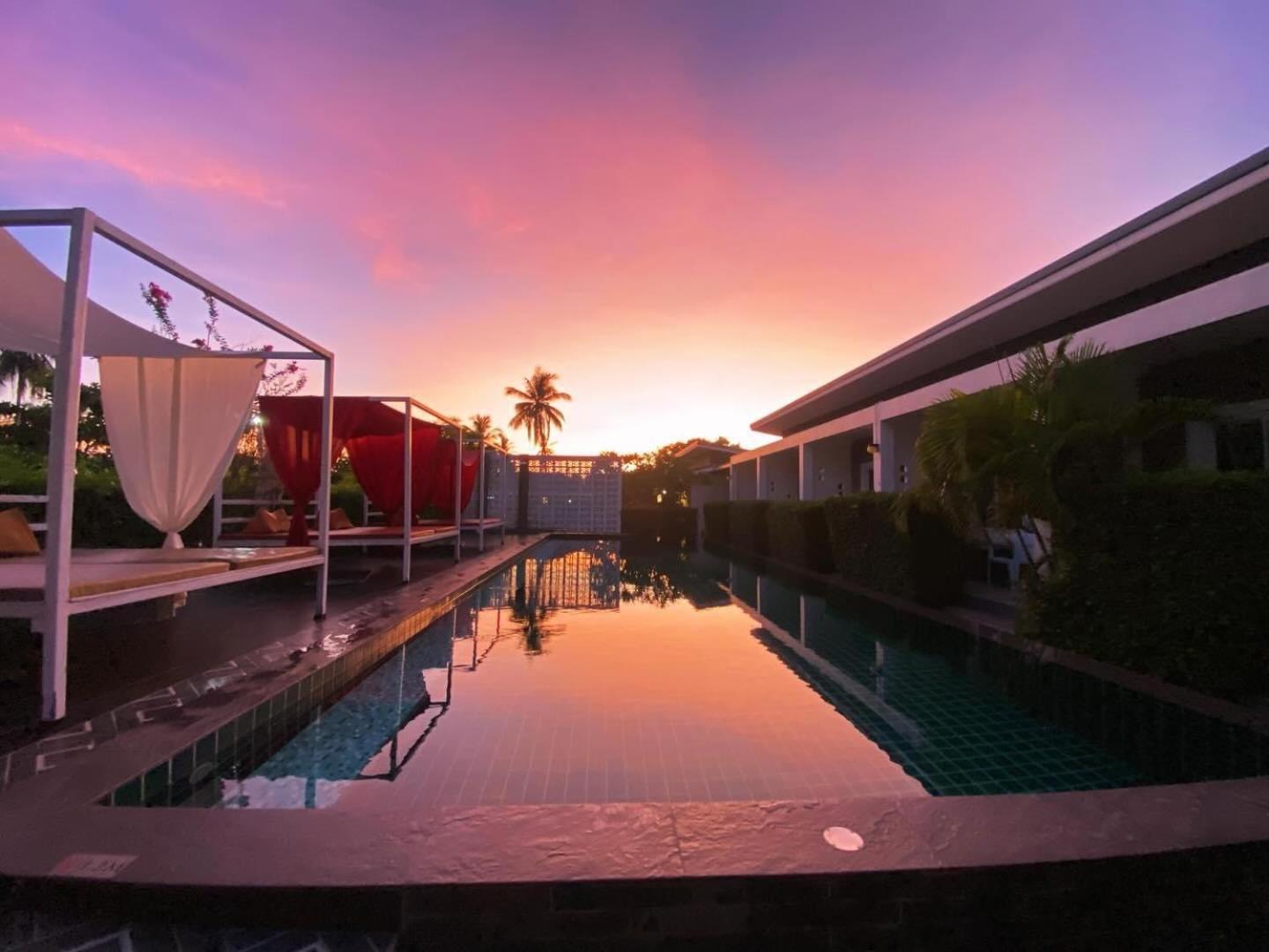 Phangan Hometown Resort - Adults Only Baan Tai Exterior photo